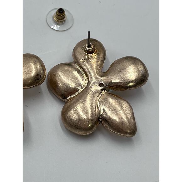 Designer Signed Gold Plated Blossom Flower White Pearl Stud Earrings - Picture 5 of 10